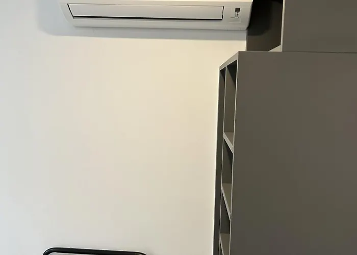 شقة Merci